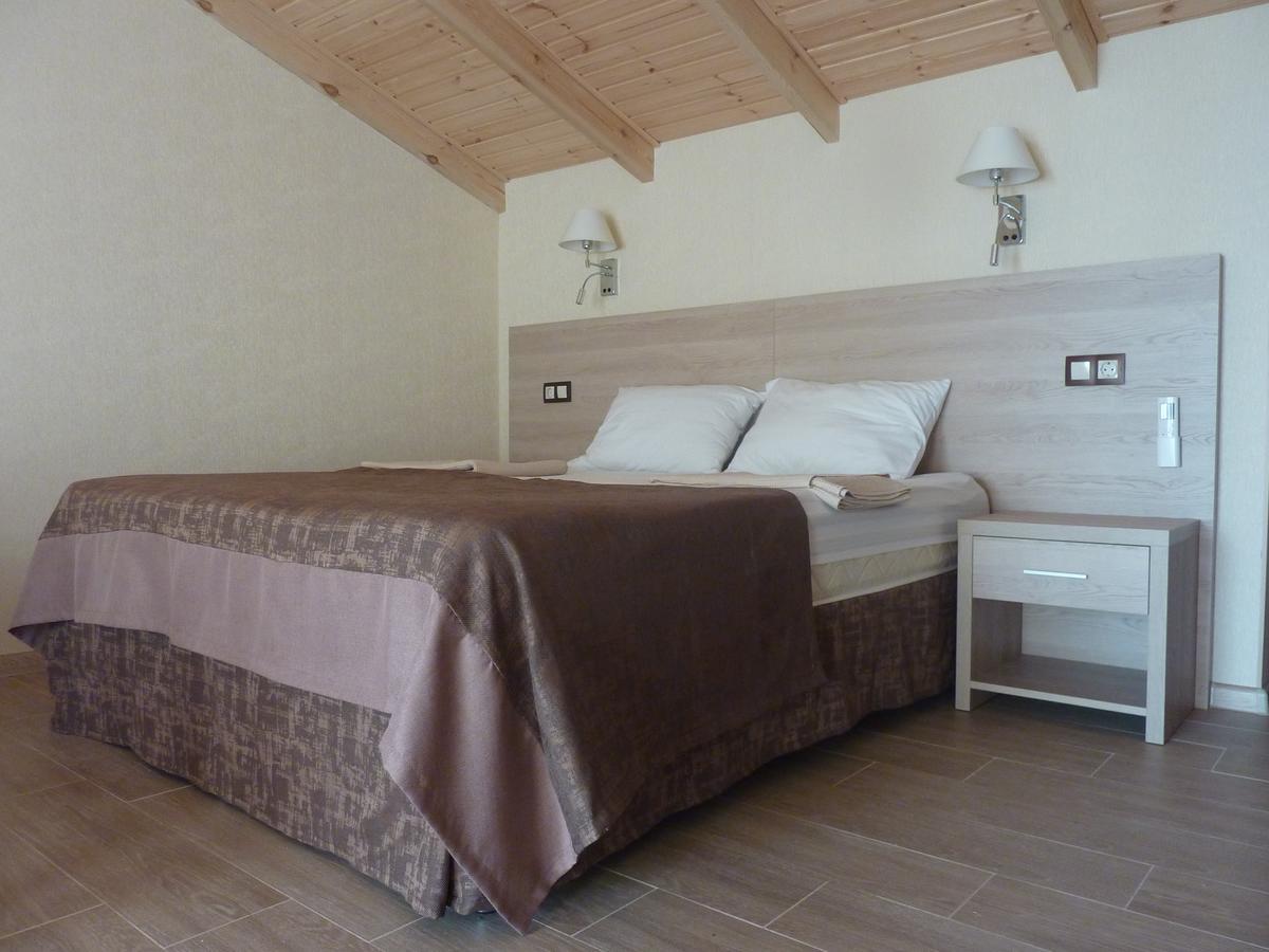 Guest House Letto Gagra Exterior photo
