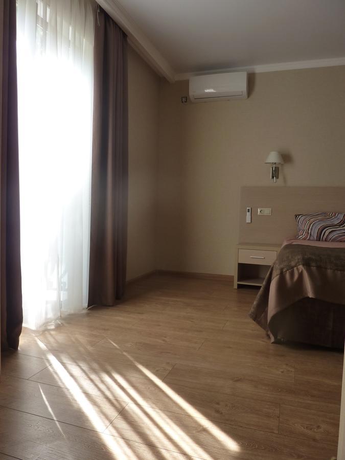 Guest House Letto Gagra Exterior photo